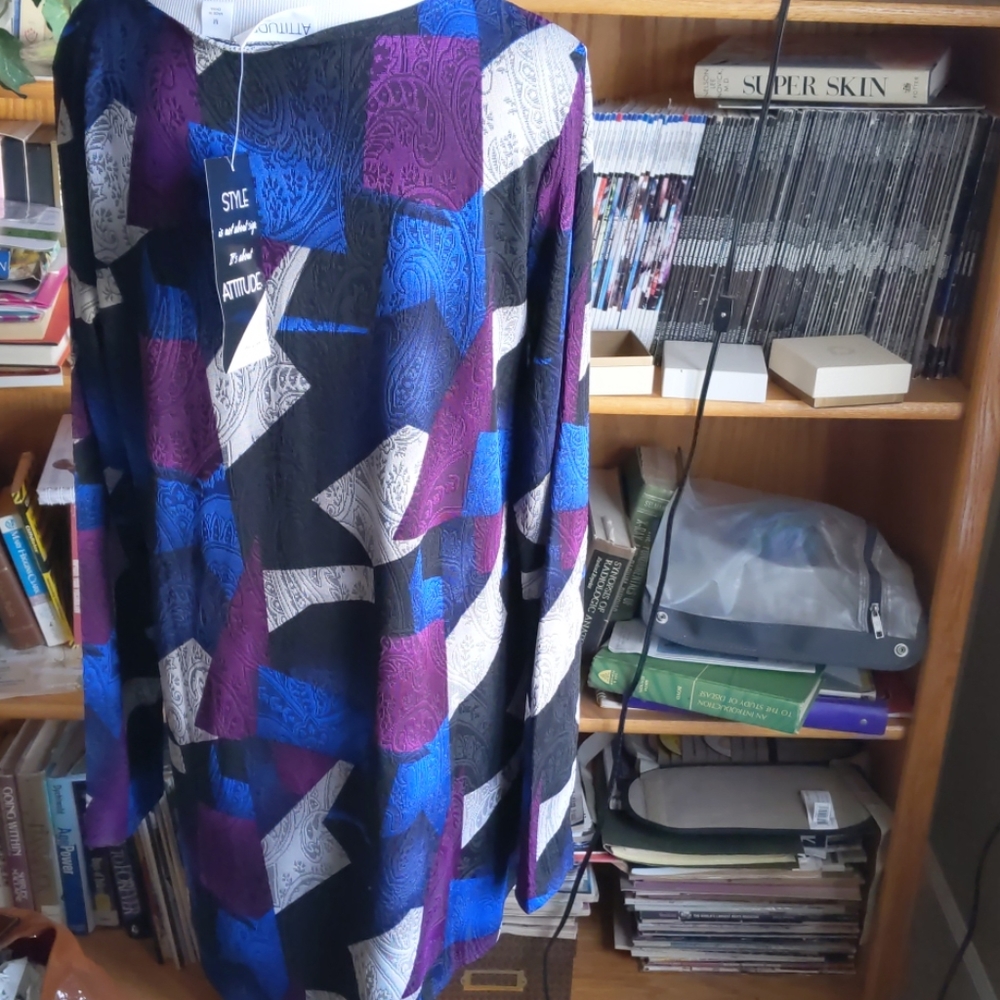 Tunic - Picture 5 of 7